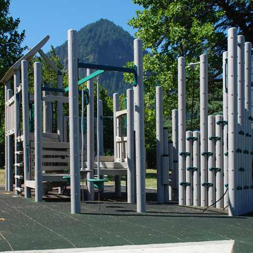 Robins Island play structure
